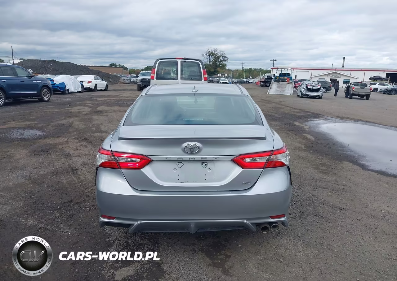 2020 Toyota Camry Se VIN:4T1G11AK0LU913089 - 16