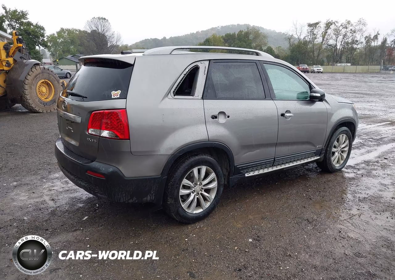 2011 Kia Sorento Ex V6 VIN:5XYKUDA23BG186957 - 4