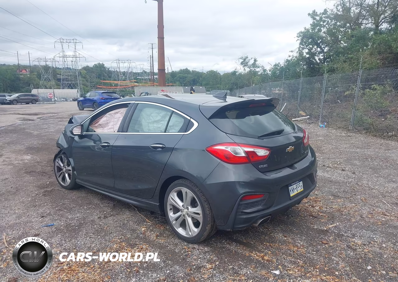 2017 Chevrolet Cruze Premier Auto VIN:3G1BF6SM6HS590714 - 3