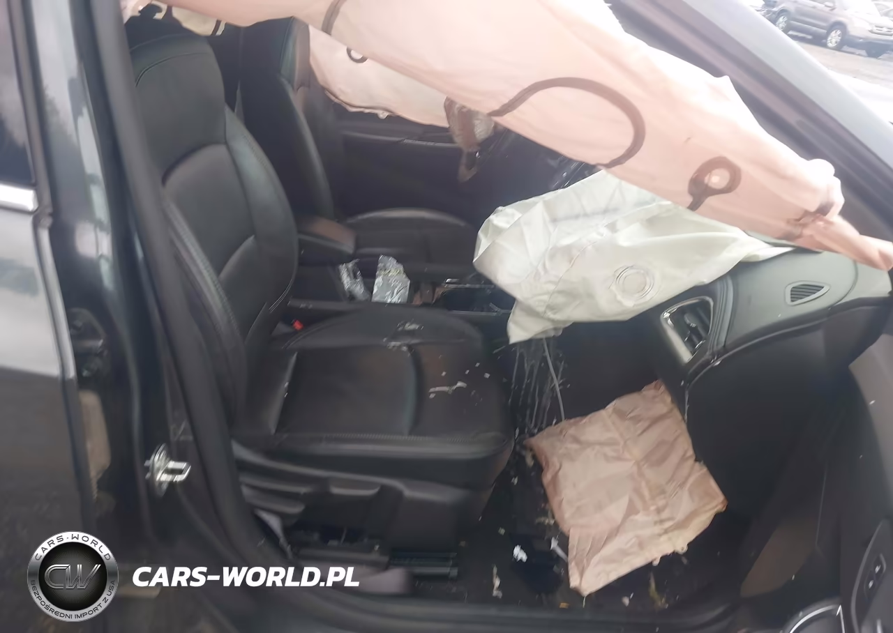 2017 Chevrolet Cruze Premier Auto VIN:3G1BF6SM6HS590714 - 5
