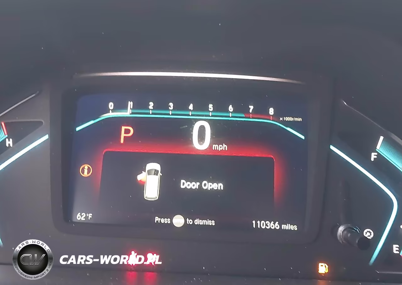 2018 Honda Odyssey Touring VIN:5FNRL6H85JB041352 - 7