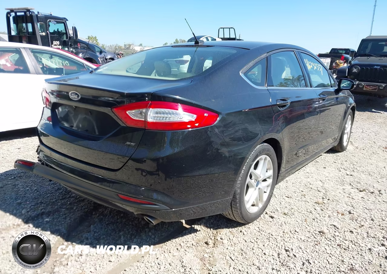 2015 Ford Fusion Se VIN:1FA6P0H70F5106098 - 4