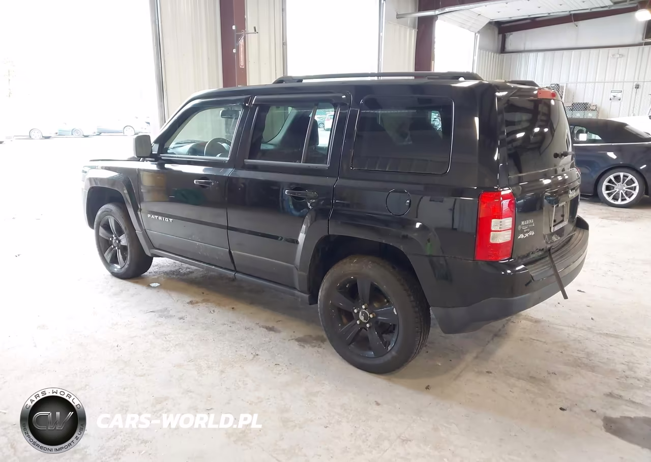 2014 Jeep Patriot Latitude VIN:1C4NJRFB6ED742662 - 3