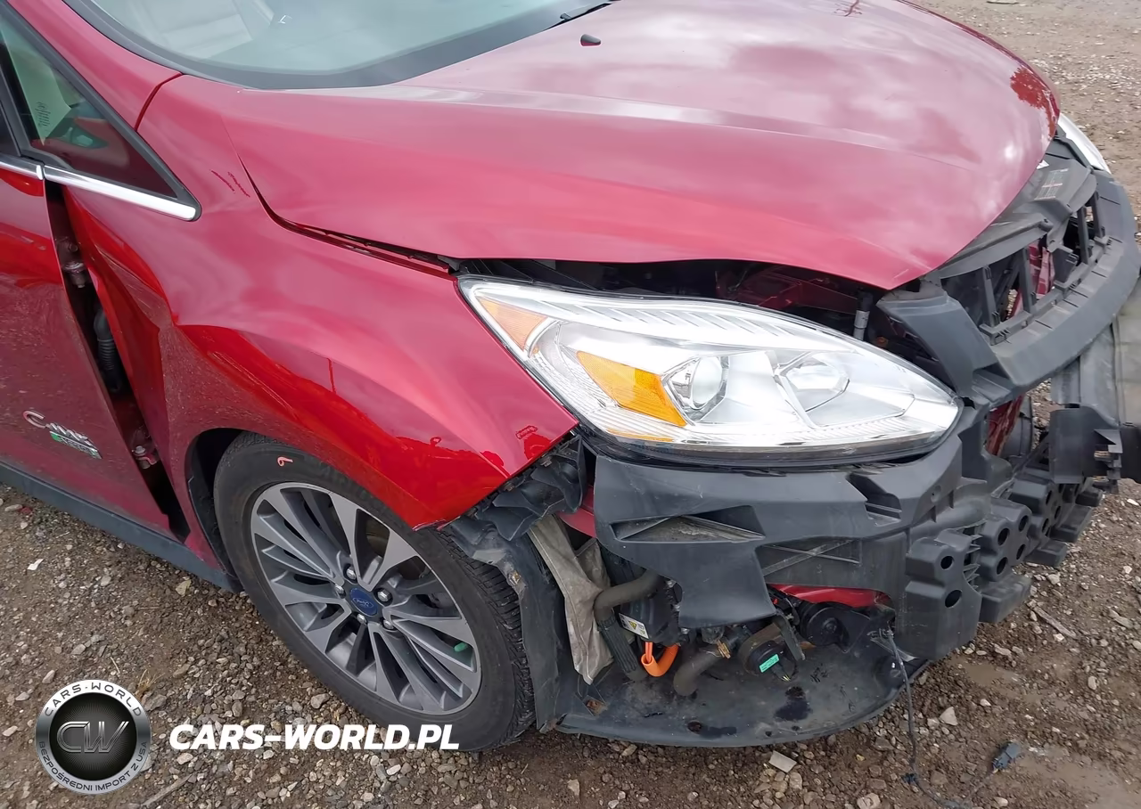 2017 Ford C-Max Energi Titanium VIN:1FADP5FUXHL107481 - 6