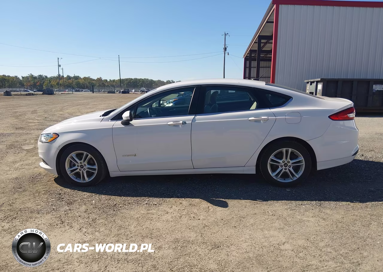 2018 Ford Fusion Hybrid S VIN:3FA6P0UU0JR122383 - 17