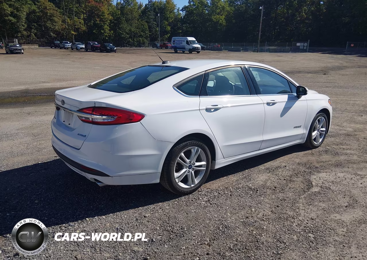 2018 Ford Fusion Hybrid S VIN:3FA6P0UU0JR122383 - 4