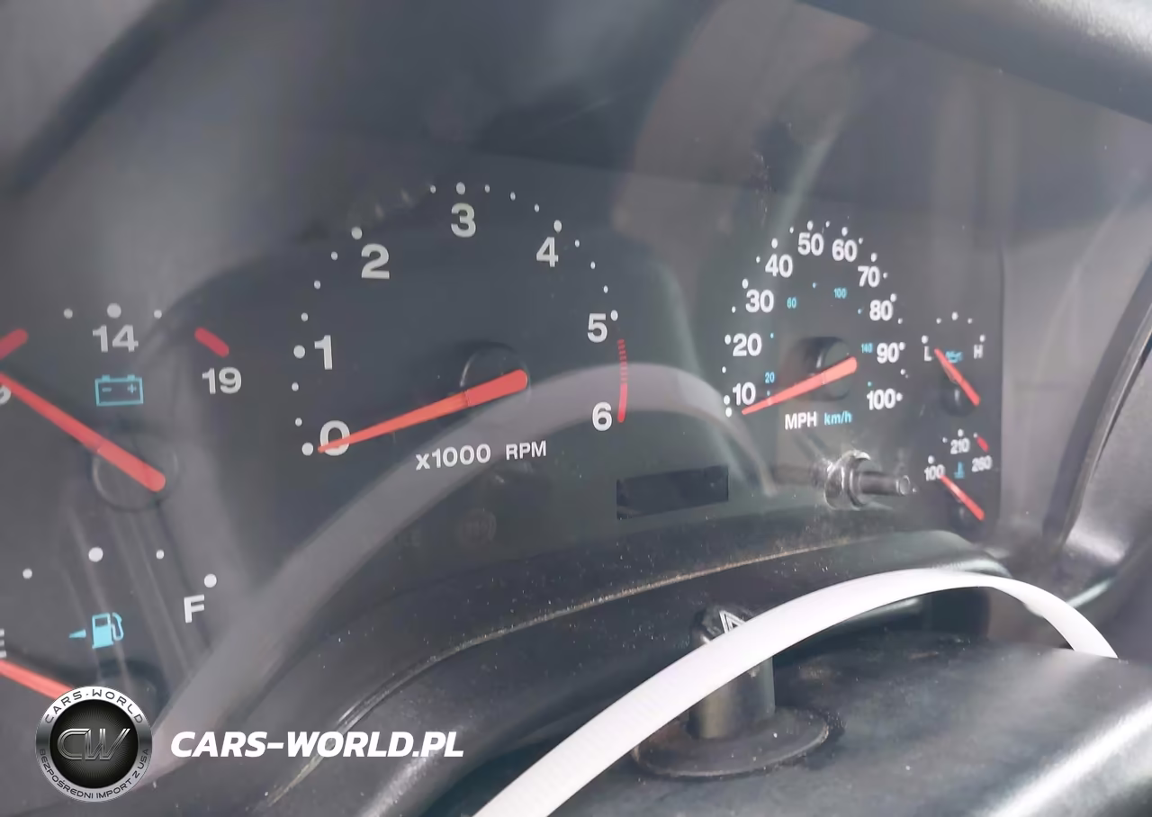 2005 Jeep Wrangler X VIN:1J4FA39S35P319253 - 16
