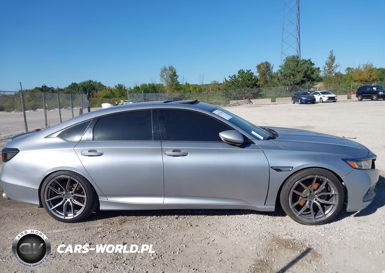 2018 Honda Accord Sport 2.0T VIN:1HGCV2F33JA052327 - 13