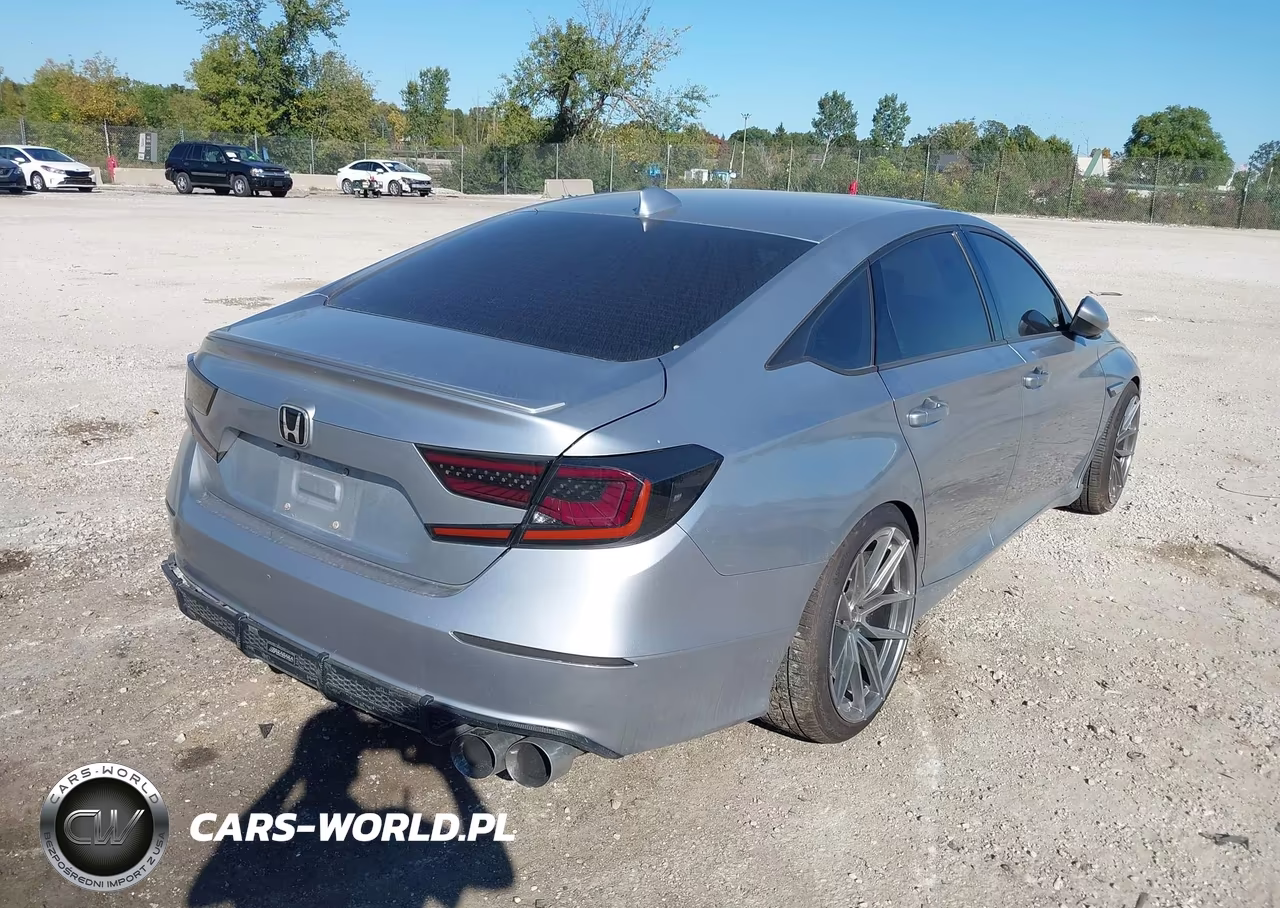 2018 Honda Accord Sport 2.0T VIN:1HGCV2F33JA052327 - 4
