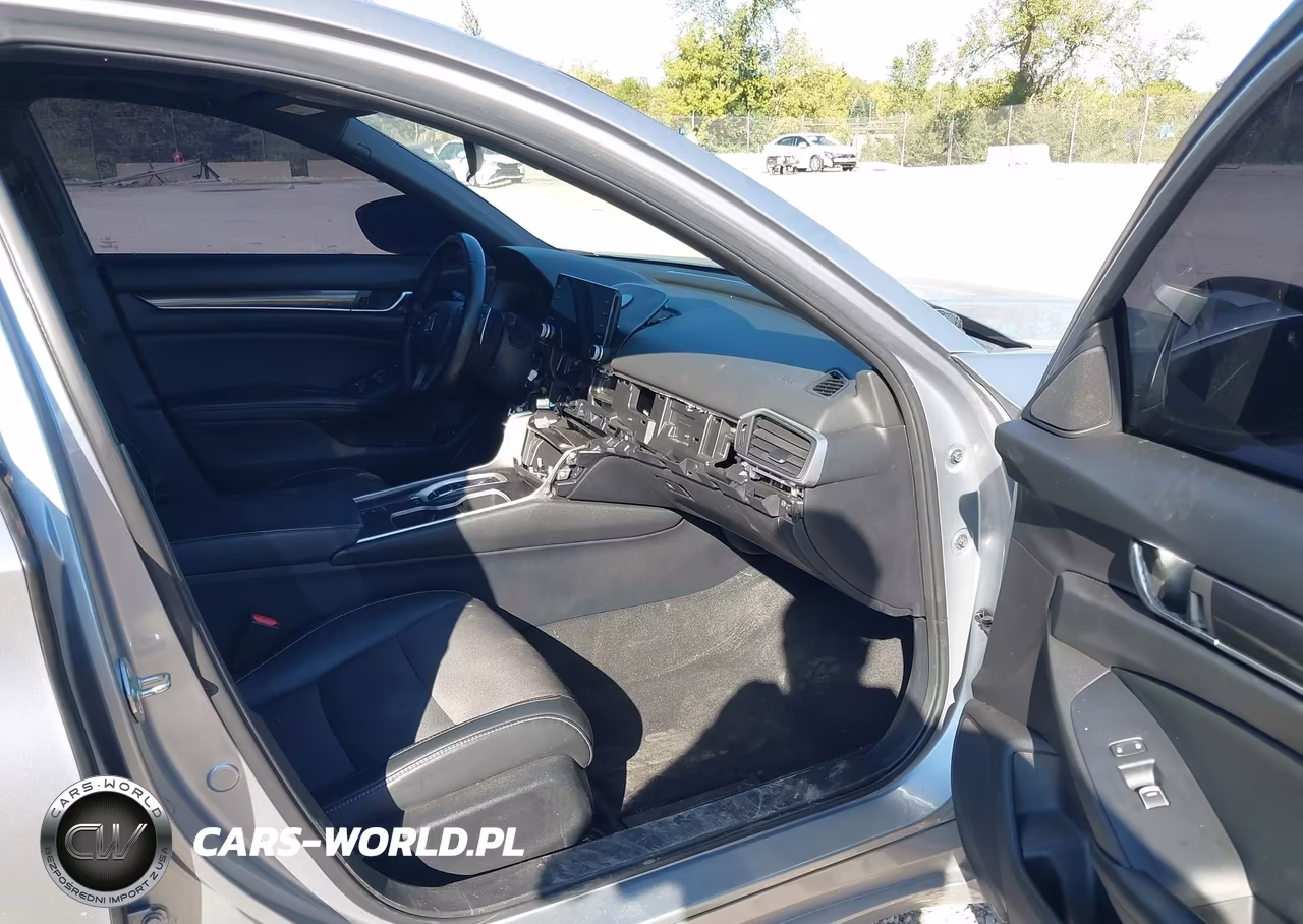2018 Honda Accord Sport 2.0T VIN:1HGCV2F33JA052327 - 5