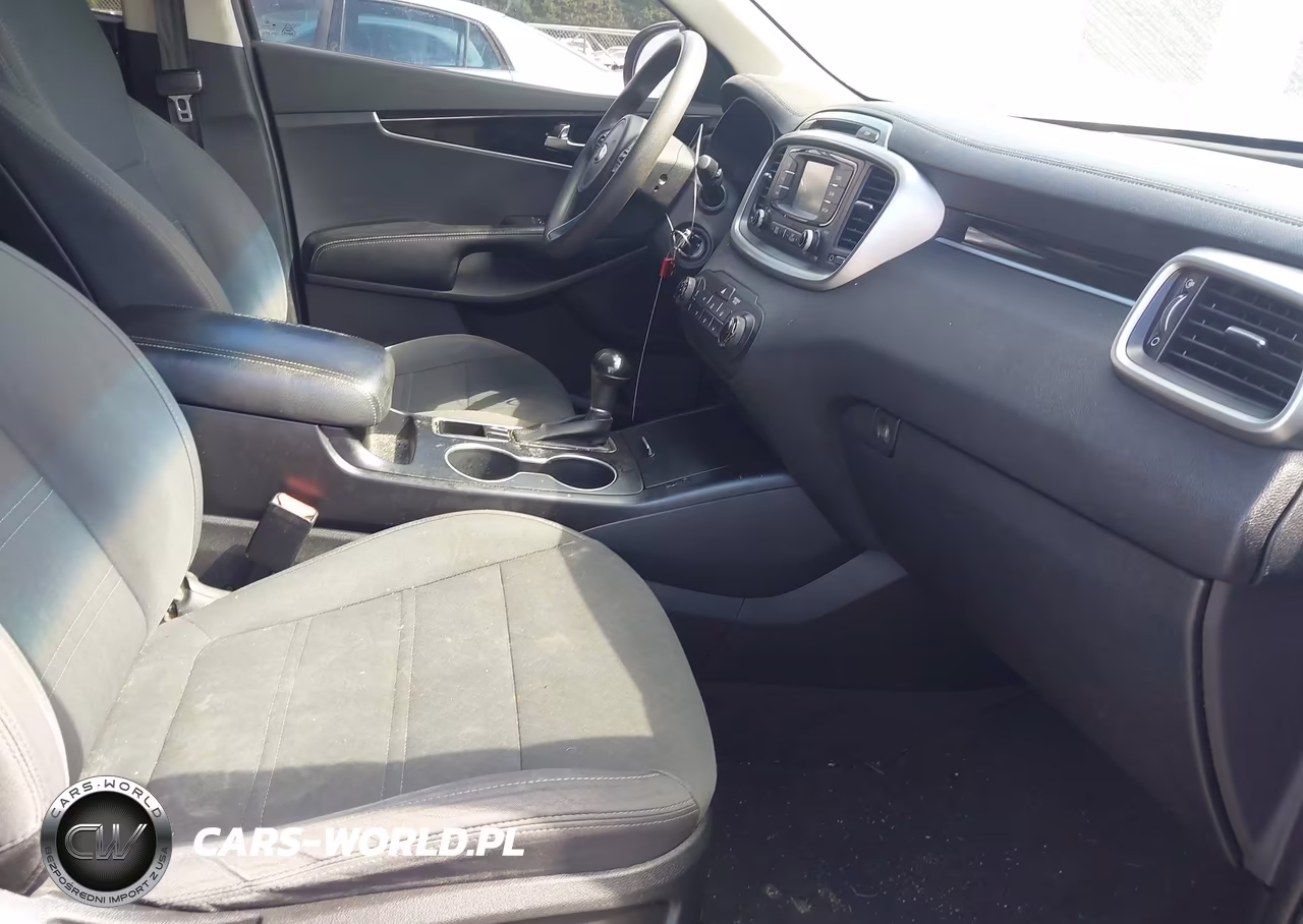 2017 Kia Sorento 3.3L Lx VIN:5XYPG4A50HG200958 - 5