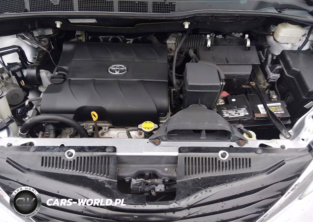 2011 Toyota Sienna Le VIN:5TDJK3DC3BS019310 - 10