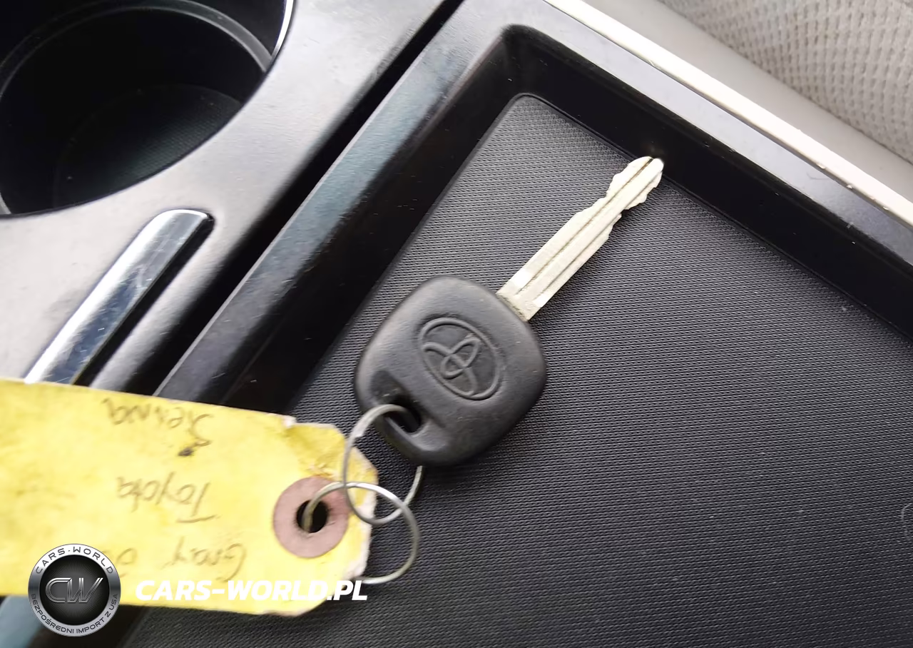 2011 Toyota Sienna Le VIN:5TDJK3DC3BS019310 - 11