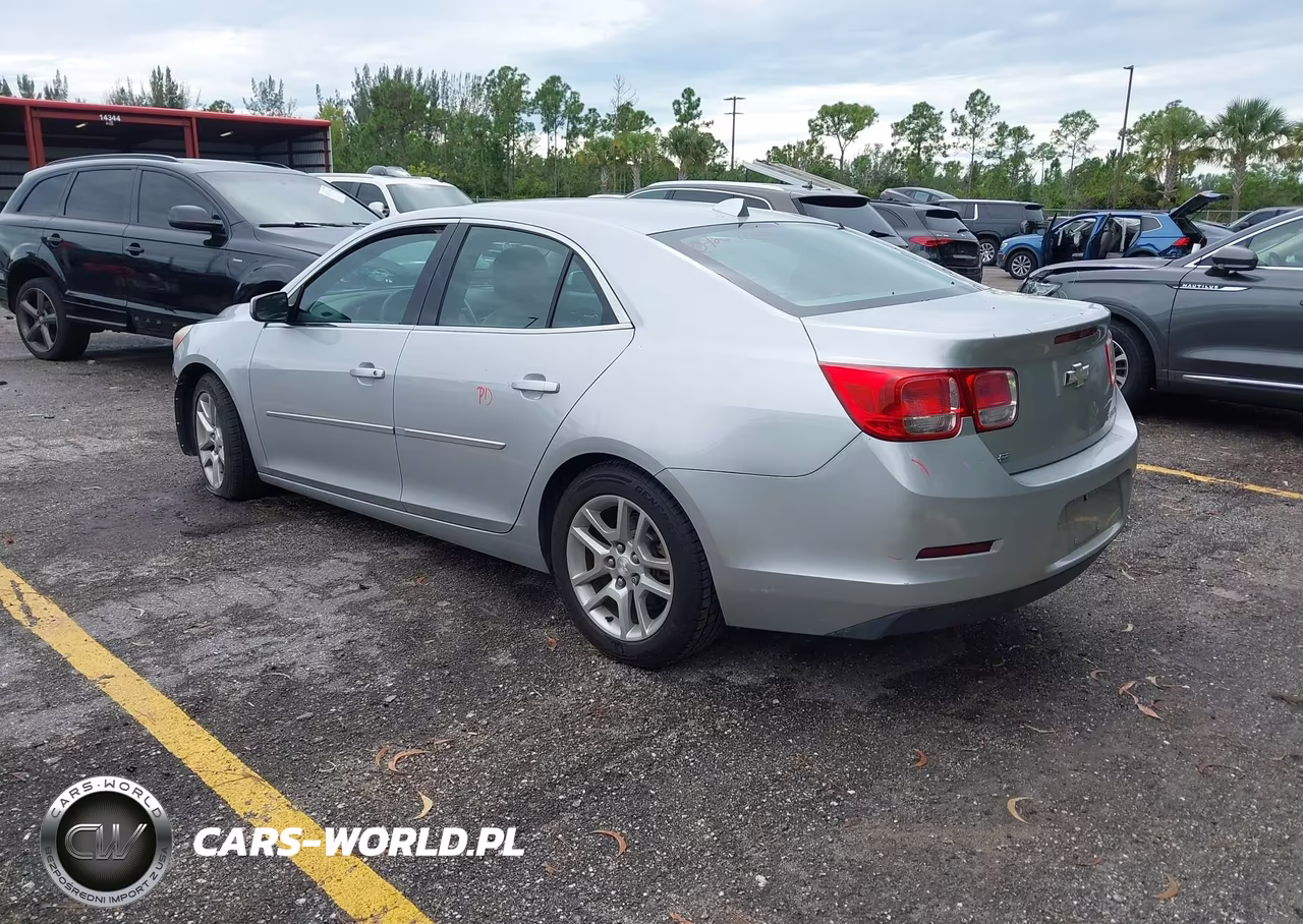 2014 Chevrolet Malibu 1Lt VIN:1G11C5SLXEF211588 - 3