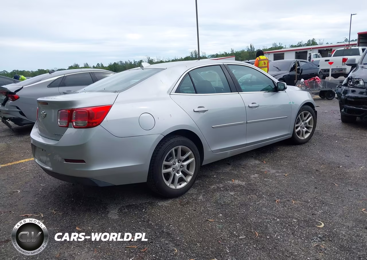 2014 Chevrolet Malibu 1Lt VIN:1G11C5SLXEF211588 - 4