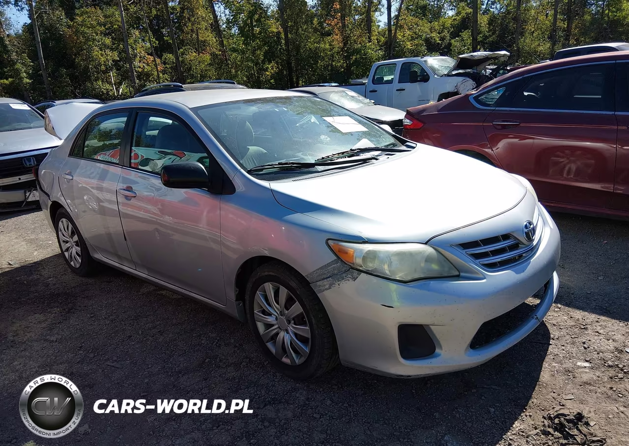 2013 Toyota Corolla Le – zdjęcie 1 z 16