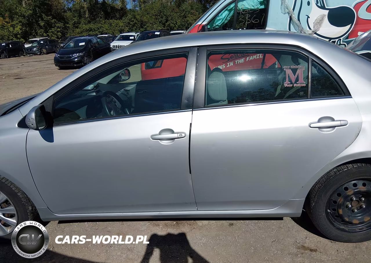 2013 Toyota Corolla Le VIN:5YFBU4EEXDP082548 - 14