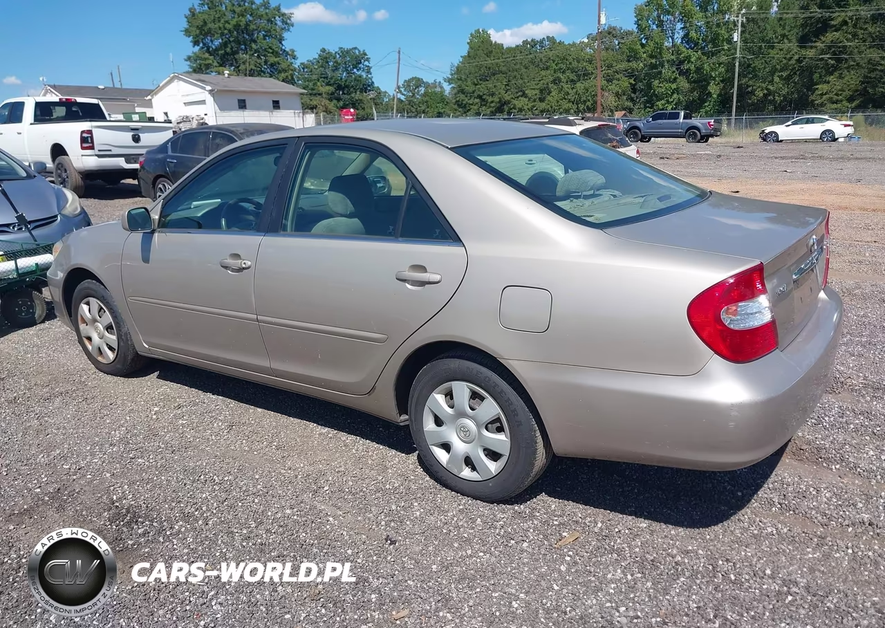 2003 Toyota Camry Le VIN:4T1BE32K73U711522 - 3
