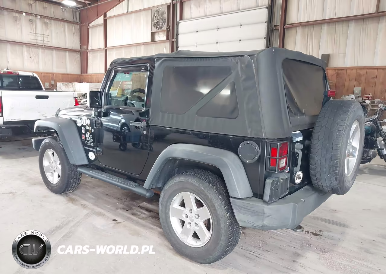 2010 Jeep Wrangler Sport VIN:1J4GA2D17AL103890 - 3