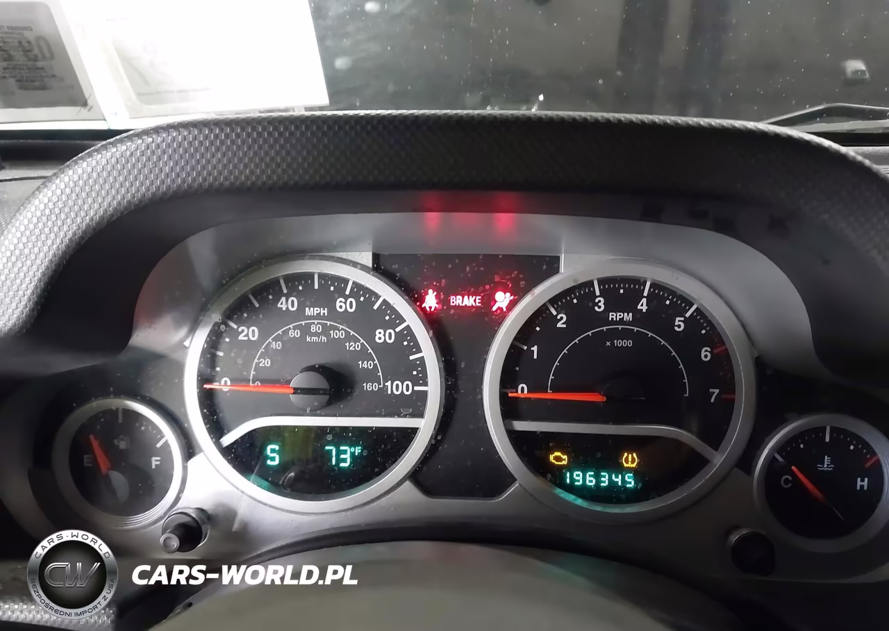2010 Jeep Wrangler Sport VIN:1J4GA2D17AL103890 - 7