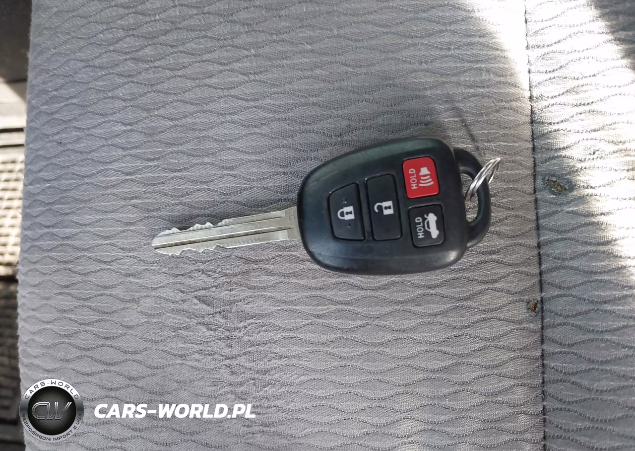 2015 Toyota Corolla Le VIN:2T1BURHE4FC406136 - 11