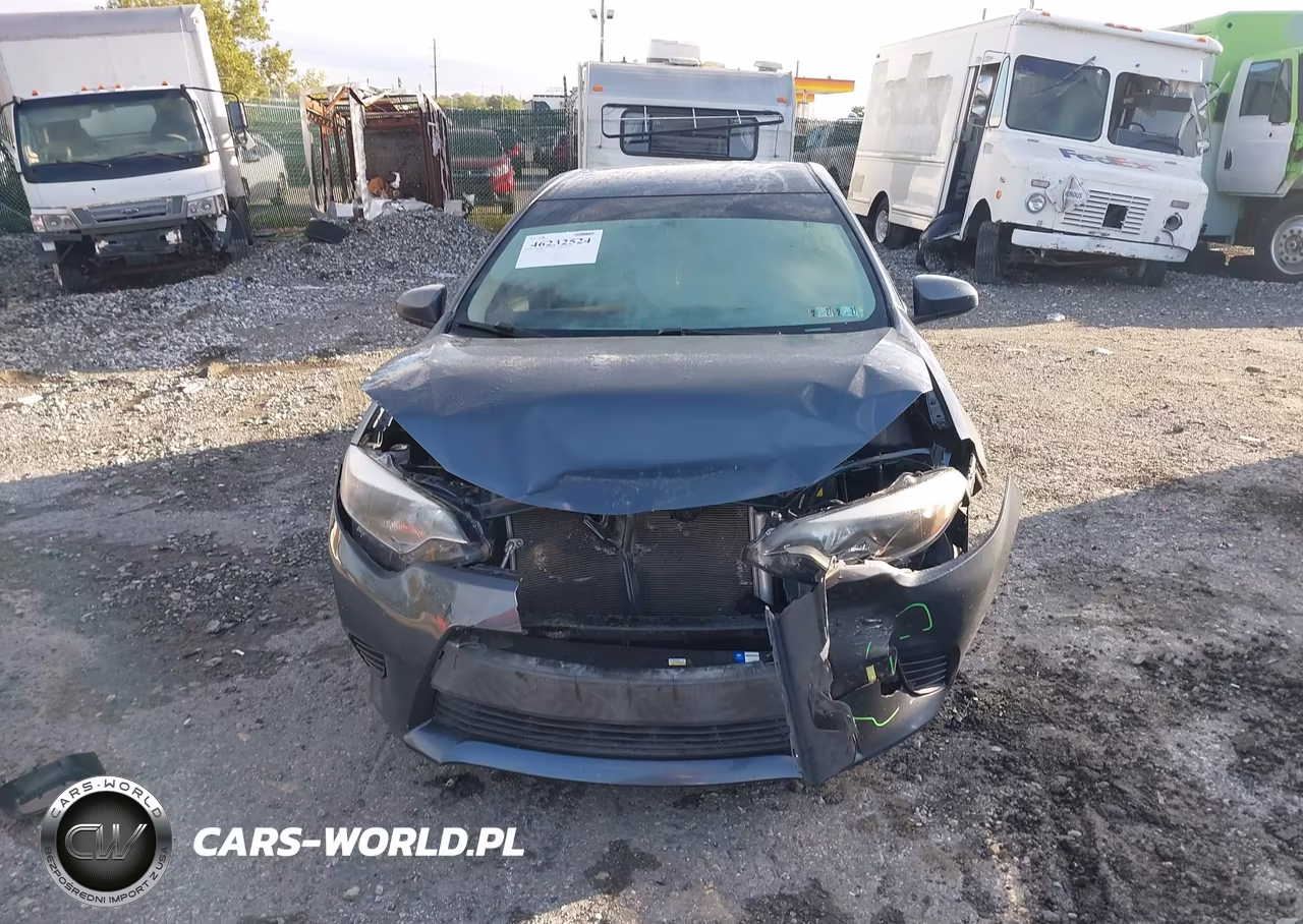 2015 Toyota Corolla Le VIN:2T1BURHE4FC406136 - 12