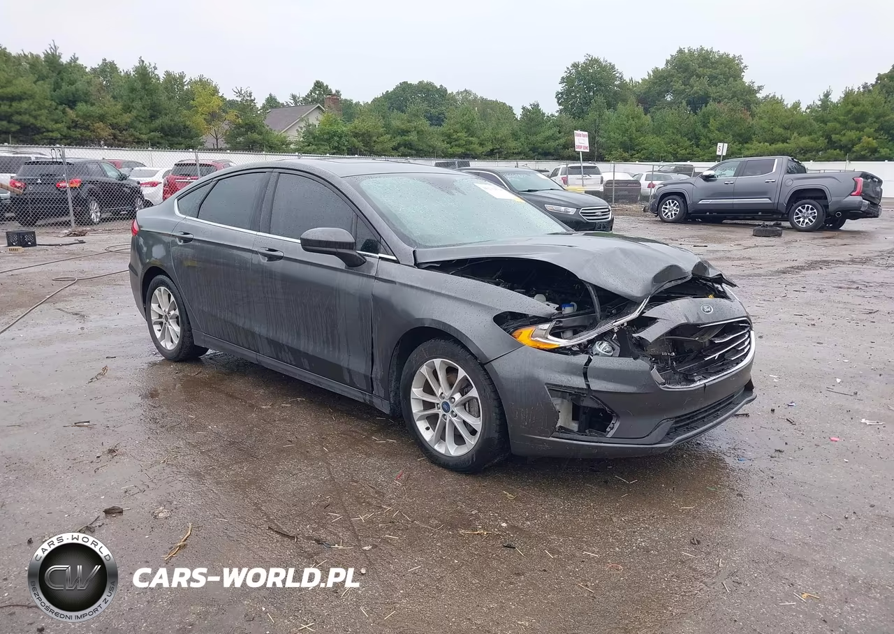 2020 Ford Fusion Se