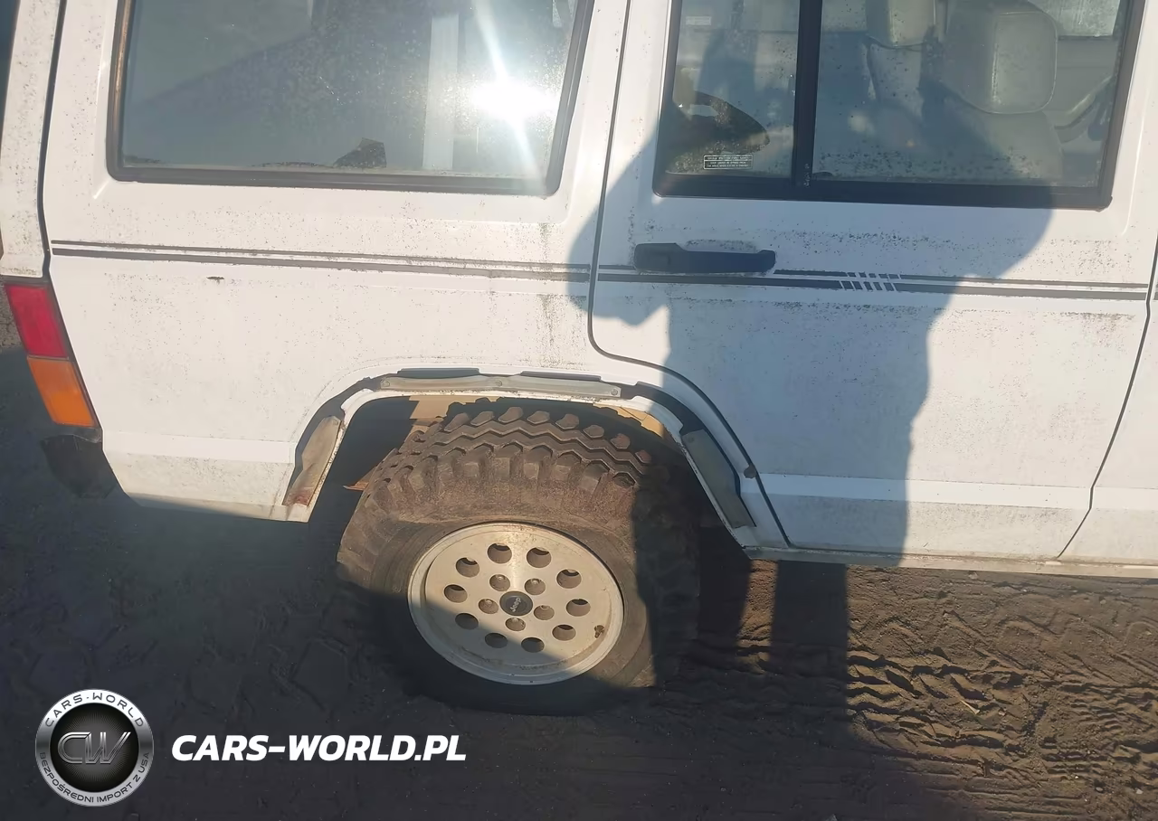 1992 Jeep Cherokee Sport VIN:1J4FT88S9NL207458 - 6