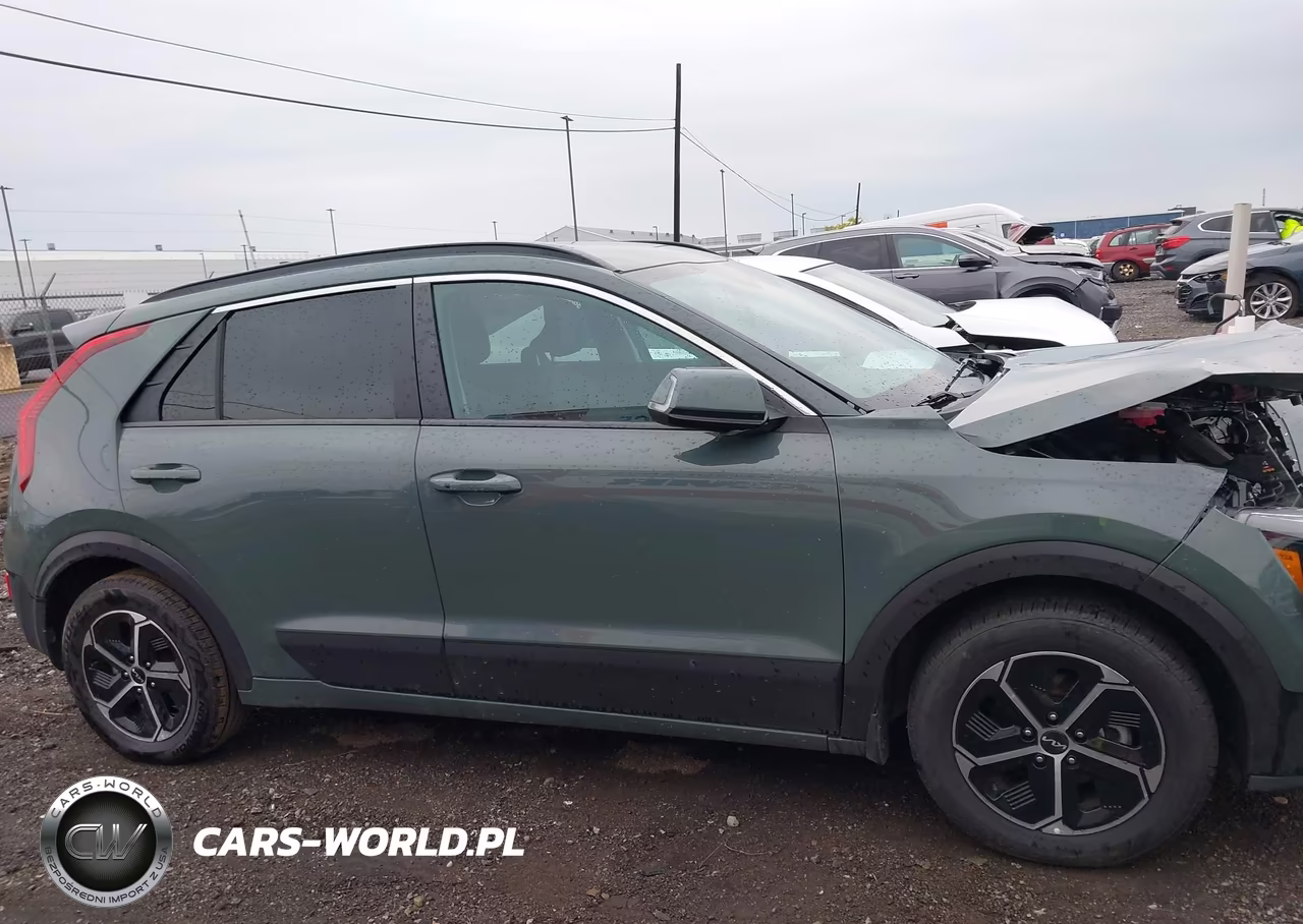 2025 Kia Niro Ex VIN:KNDCR3LE0S5261095 - 13