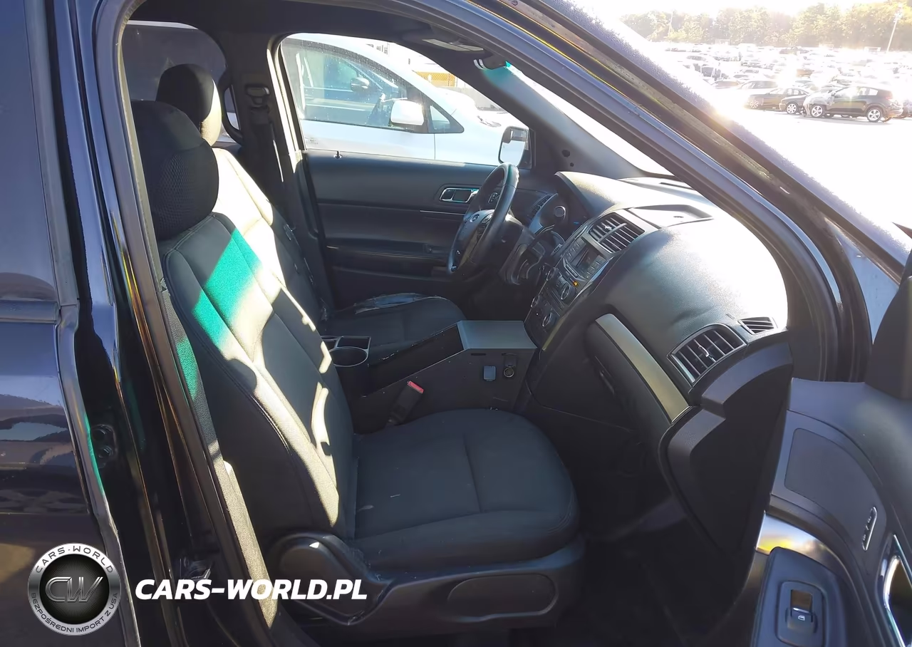 2016 Ford Utility Police Interceptor VIN:1FM5K8AR9GGC91719 - 5