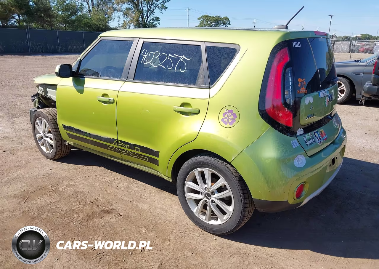 2017 Kia Soul + VIN:KNDJP3A53H7876642 - 3