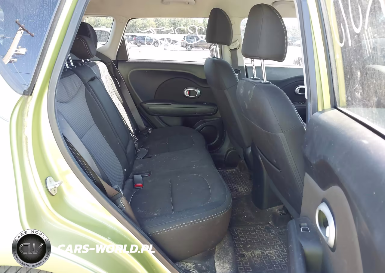 2017 Kia Soul + VIN:KNDJP3A53H7876642 - 8
