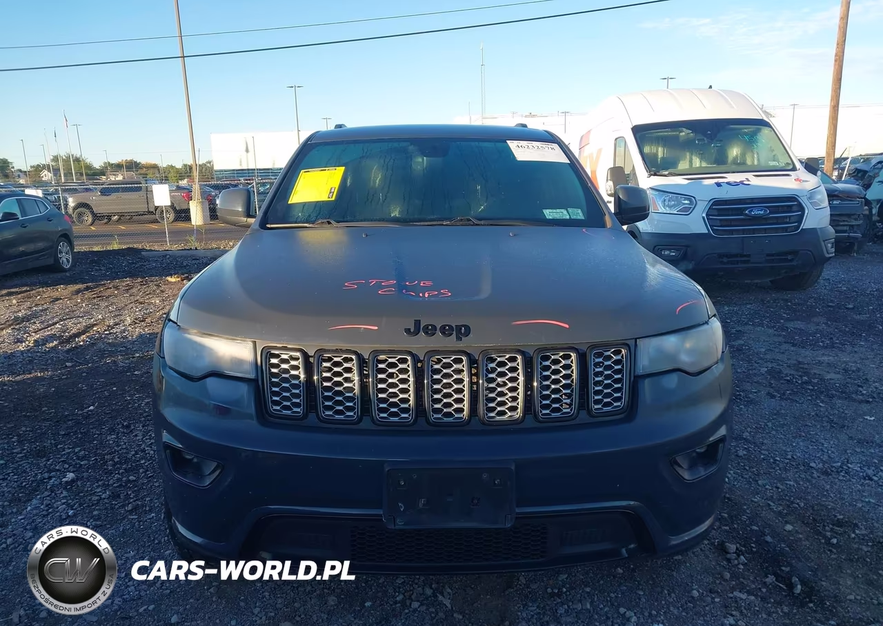 2018 Jeep Grand Cherokee Altitude 4X4 VIN:1C4RJFAG5JC118421 - 12