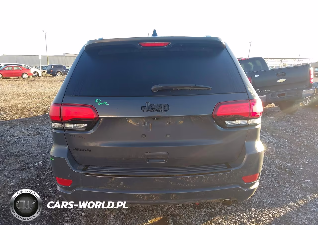2018 Jeep Grand Cherokee Altitude 4X4 VIN:1C4RJFAG5JC118421 - 16