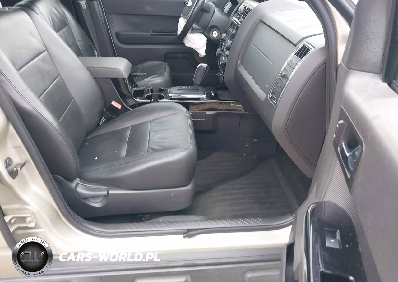 2011 Ford Escape Limited VIN:1FMCU9EG8BKB18196 - 5