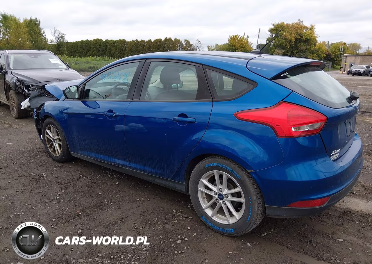 2018 Ford Focus Se VIN:1FADP3K29JL218408 - 3