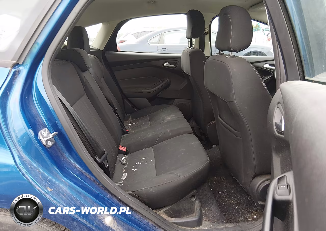 2018 Ford Focus Se VIN:1FADP3K29JL218408 - 8