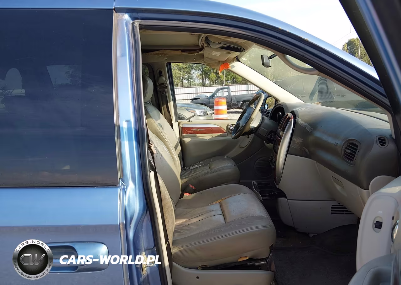 2007 Chrysler Town & Country Touring VIN:2A4GP54L57R214262 - 5