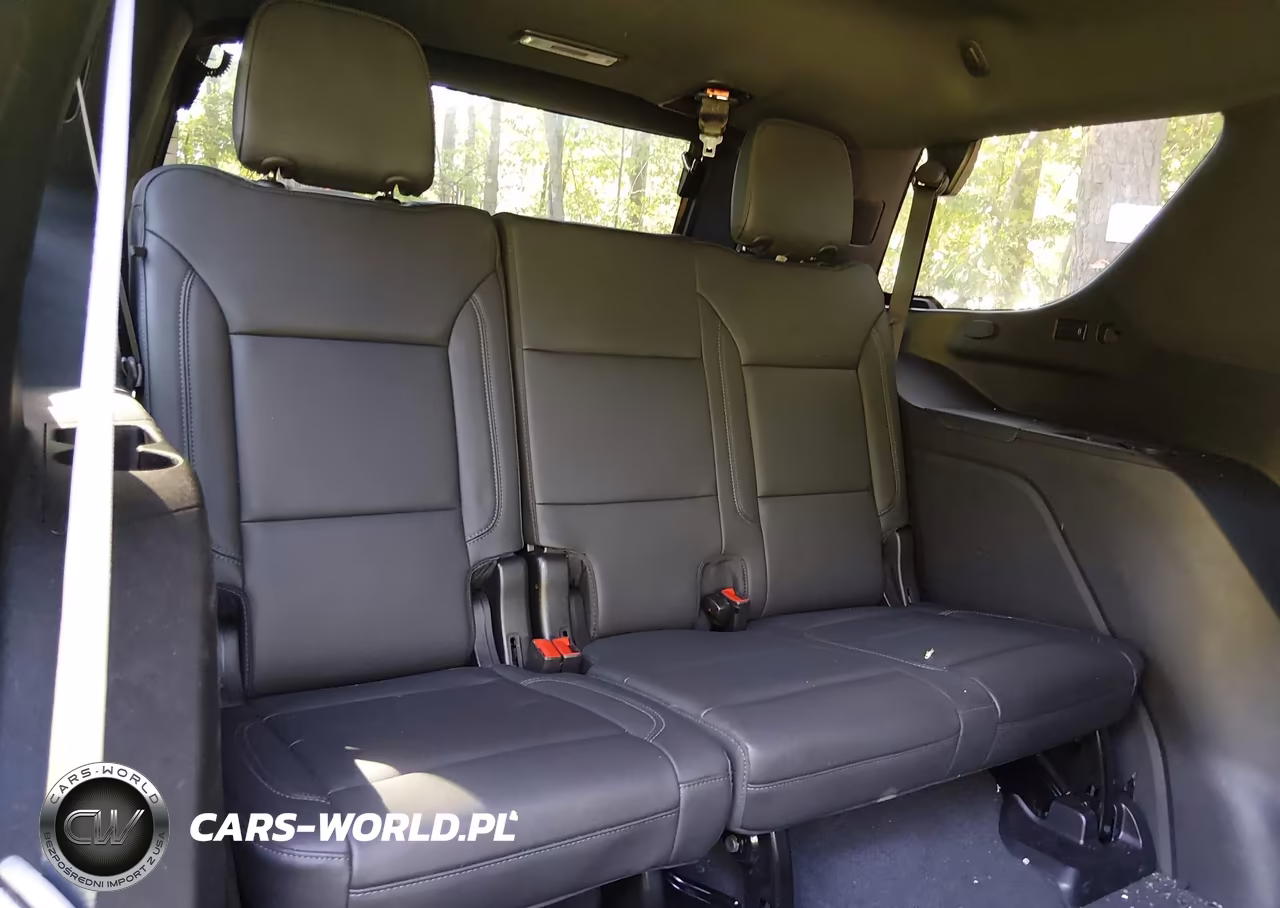2023 Chevrolet Tahoe 4Wd Lt VIN:1GNSKNKD1PR550255 - 17