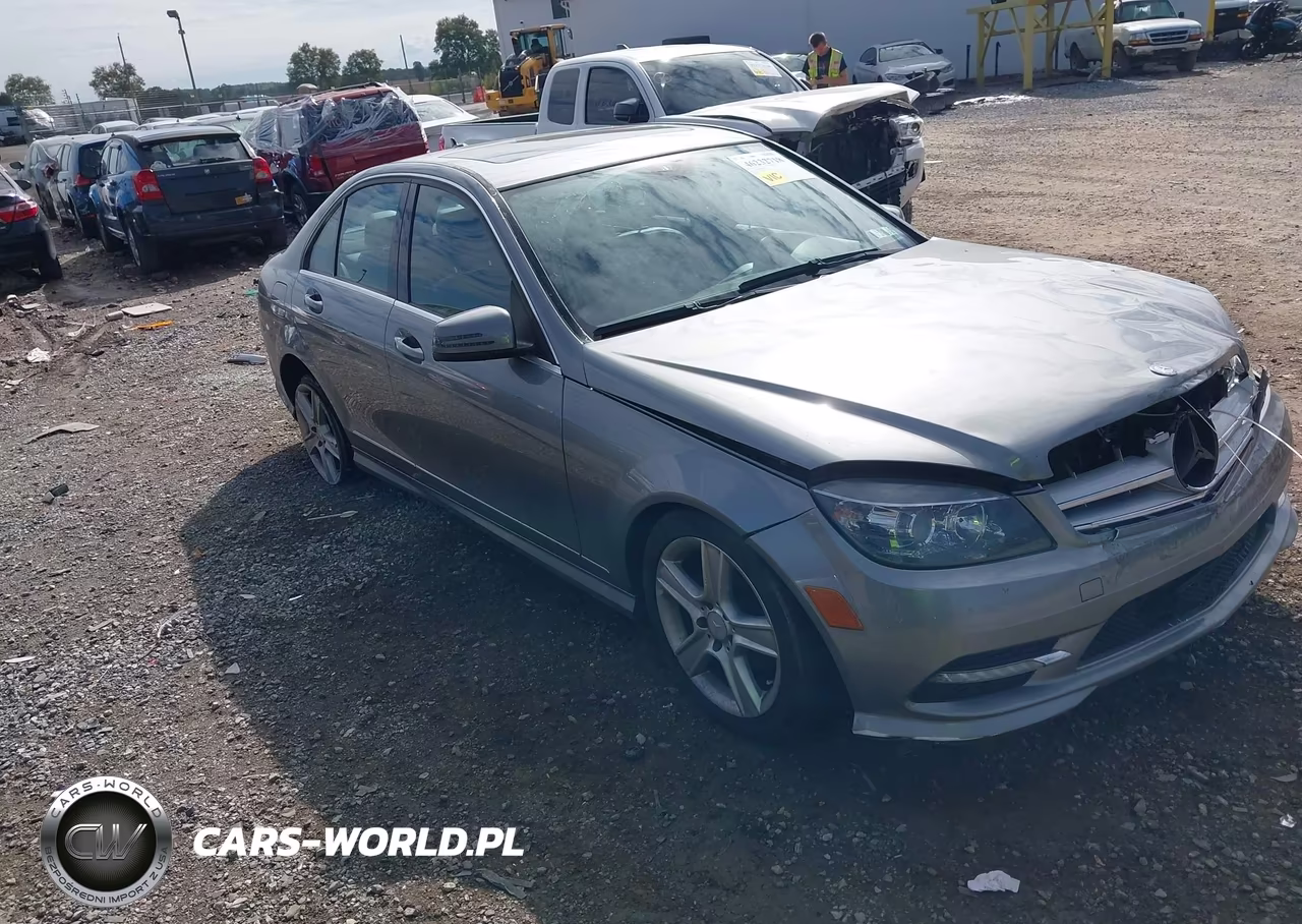 2011 Mercedes-Benz C 300 Luxury 4Matic-Sport 4Matic