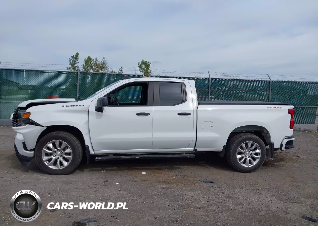 2021 Chevrolet Silverado 1500 4Wd Standard Bed Custom VIN:1GCRYBEH2MZ143155 - 14