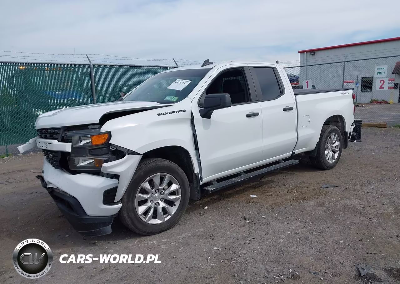 2021 Chevrolet Silverado 1500 4Wd Standard Bed Custom VIN:1GCRYBEH2MZ143155 - 2