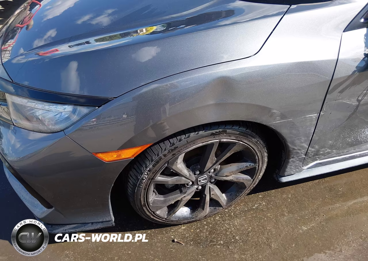 2018 Honda Civic Sport Touring VIN:SHHFK7H98JU408540 - 19