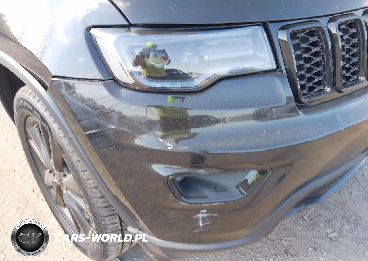 2018 Jeep Grand Cherokee Limited 4X4 VIN:1C4RJFBG2JC422787 - 18