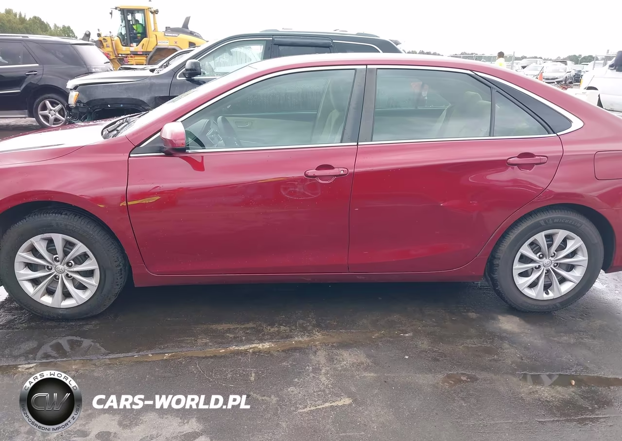 2017 Toyota Camry Le VIN:4T1BF1FK6HU681285 - 15