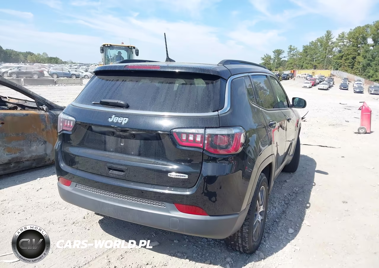2019 Jeep Compass Sun And Wheel Fwd VIN:3C4NJCBB7KT679452 - 4