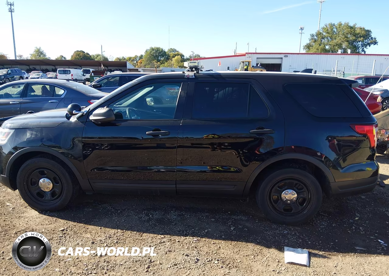 2018 Ford Police Interceptor Utility VIN:1FM5K8AR6JGC74593 - 14