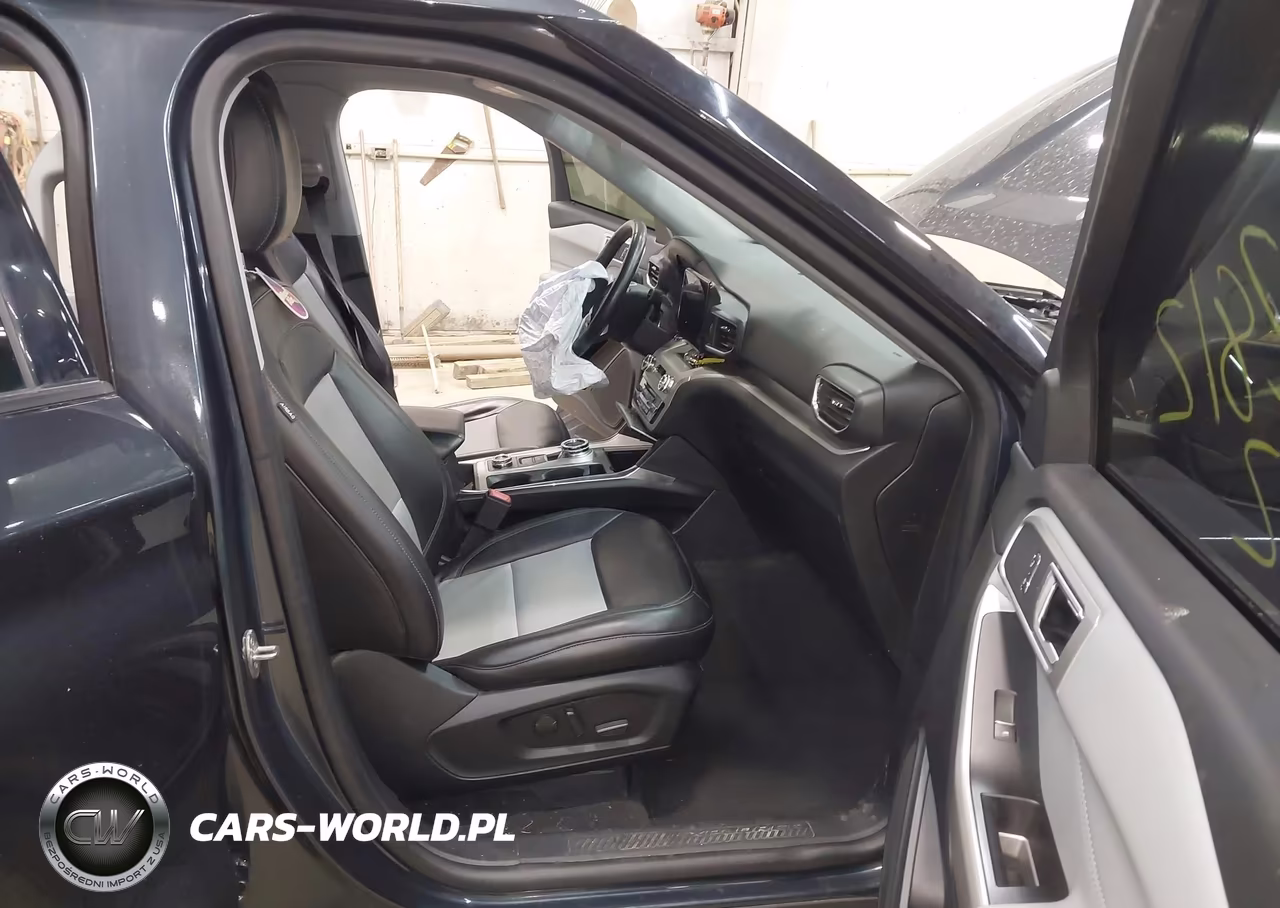 2022 Ford Explorer Xlt VIN:1FMSK8DH2NGB09717 - 5