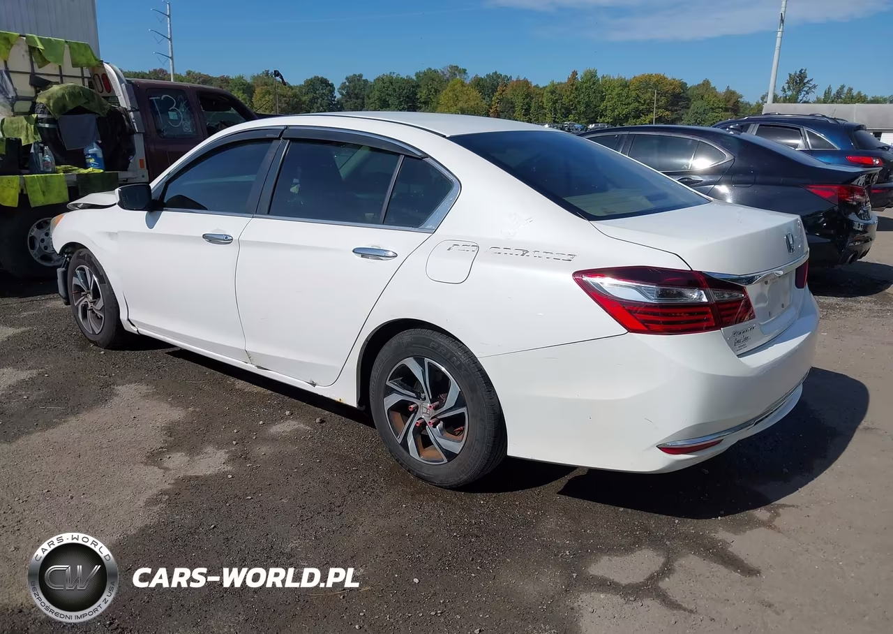 2017 Honda Accord Lx VIN:1HGCR2F31HA112913 - 3