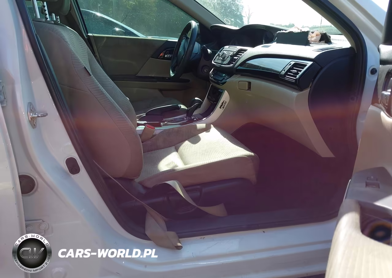 2017 Honda Accord Lx VIN:1HGCR2F31HA112913 - 5